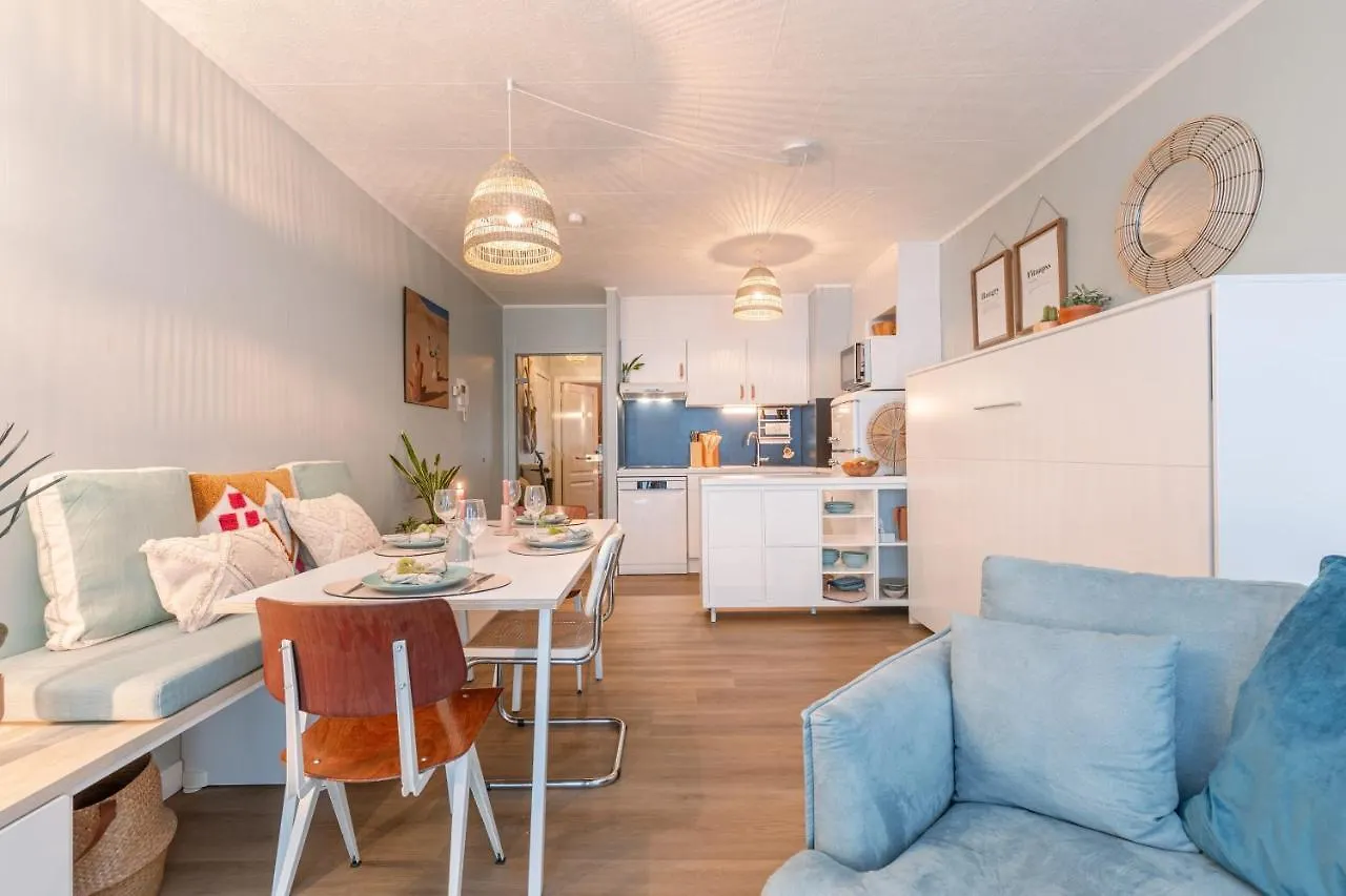 B At C - A Trendy Flat With A Vintage Feel, Outdoor Swimming Pool And Lateral Sea View! Belgium