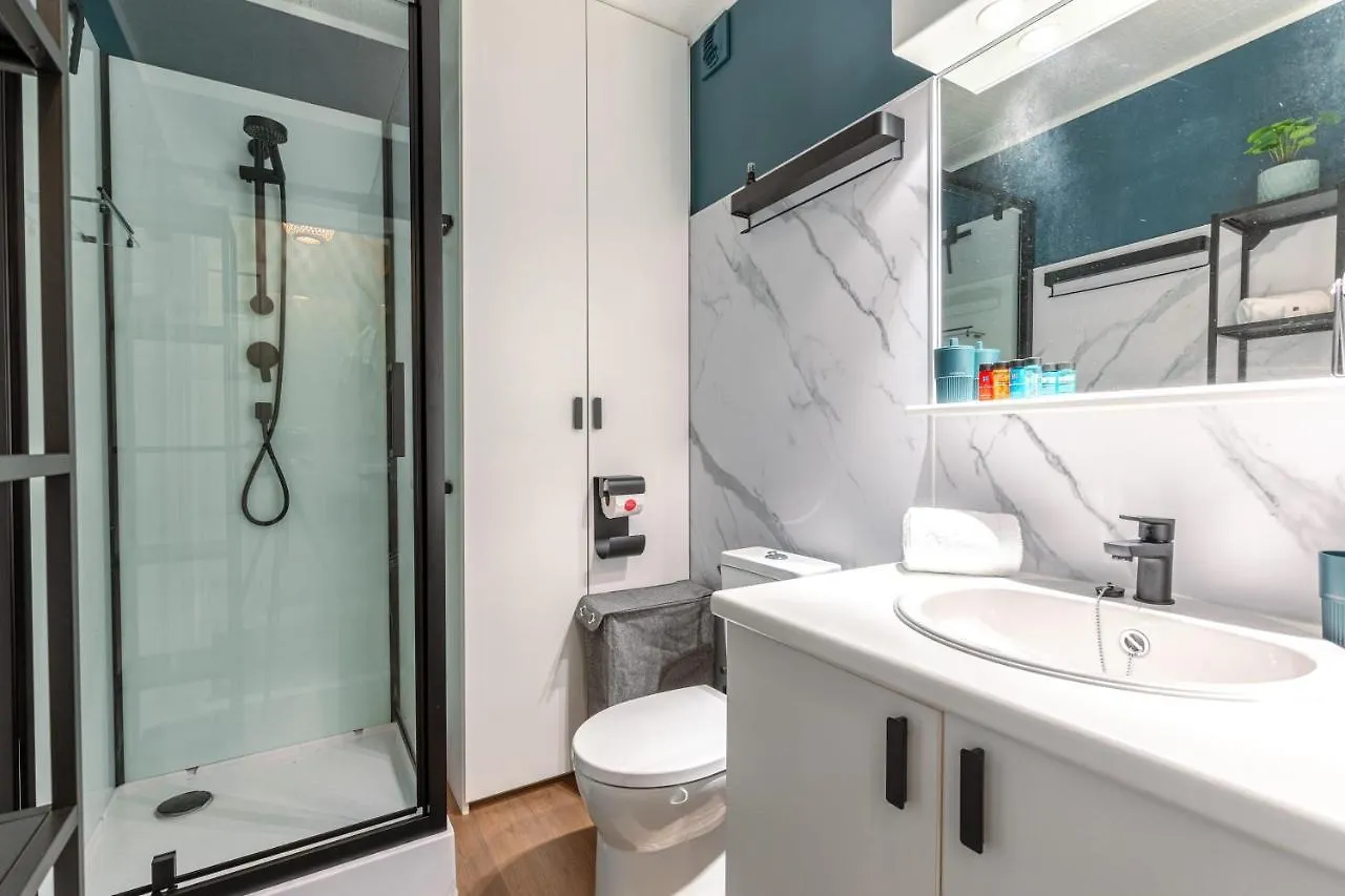 B At C - A Trendy Flat With A Vintage Feel, Outdoor Swimming Pool And Lateral Sea View! Belgium